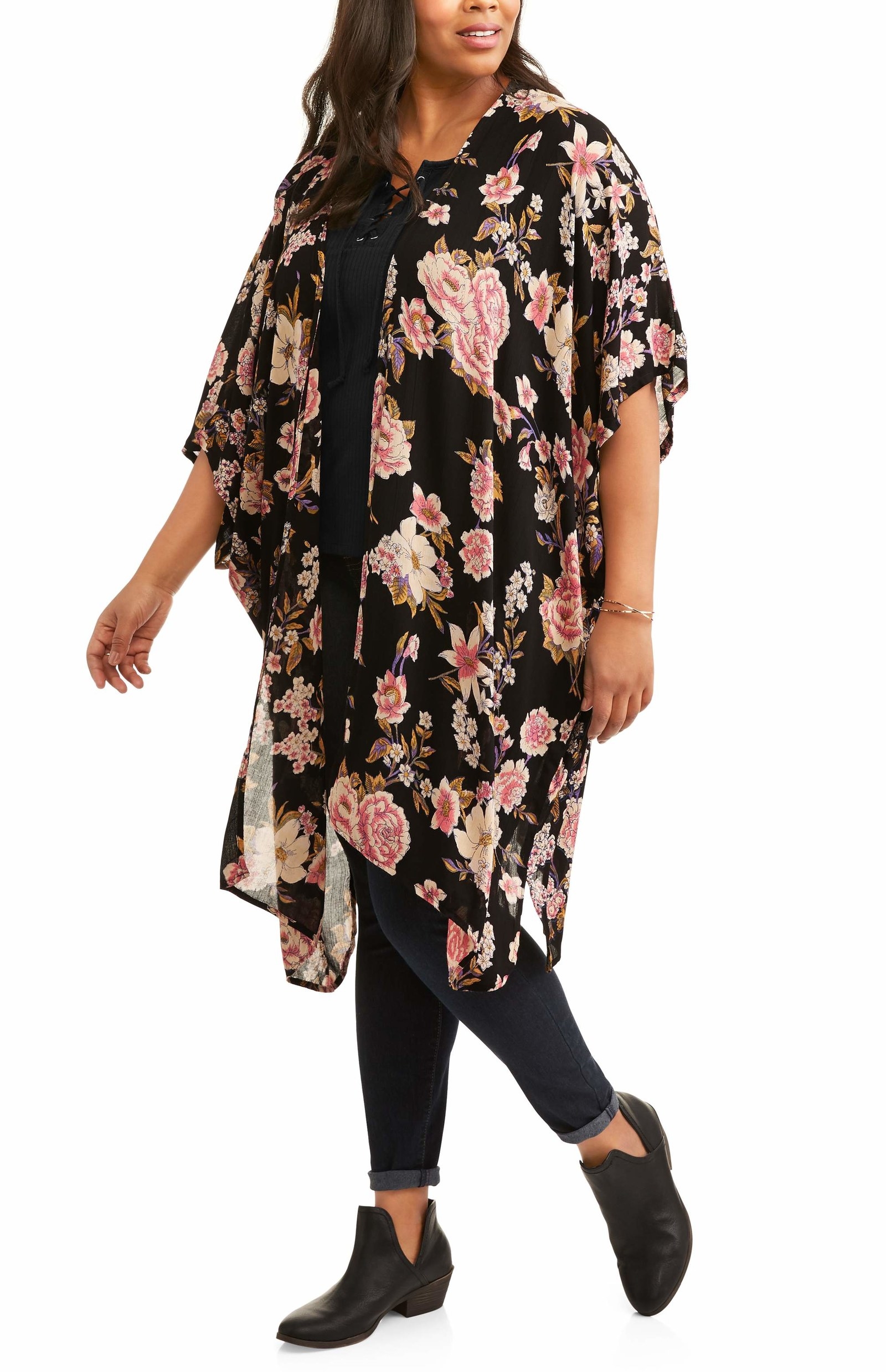 Price: $18 (available in plus sizes XL–3XL and two colors)