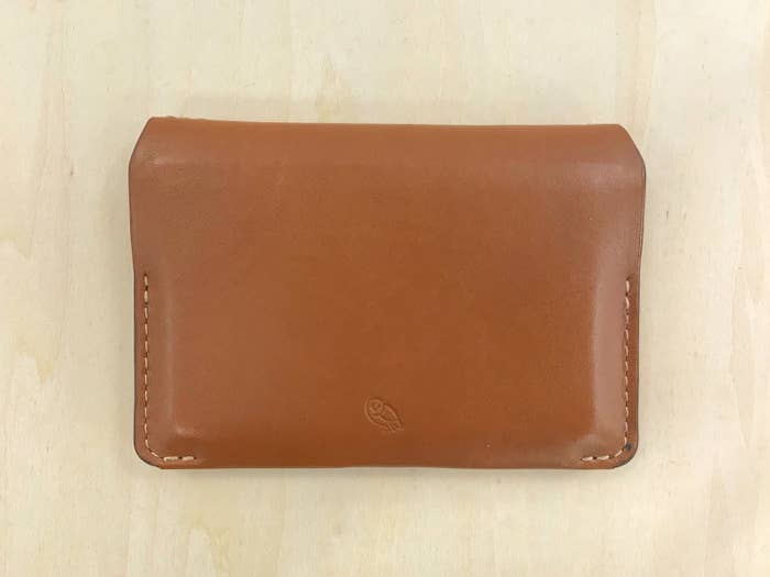 ミニマリストにおすすめなコンパクト財布 実は名刺入れを使うのが正解かも