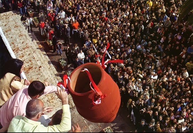 On the morning of Holy Saturday, the traditional "pot throwing" takes place on the Greek island of Corfu; the residents throw clay pitchers from all the balconies in every home of the island.The origin of the custom, which lasts for several minutes, is not entirely clear, one theory says that it has its roots in the time Venetian rule when people used to threw their old things away at new year in the hope that the coming year will bring them better and newer replacements.Another theory says that in ancient Greece people threw away their old pitchers in April, to fill the new ones with fresh fruits, celebrating this way the beginning of the farming season.