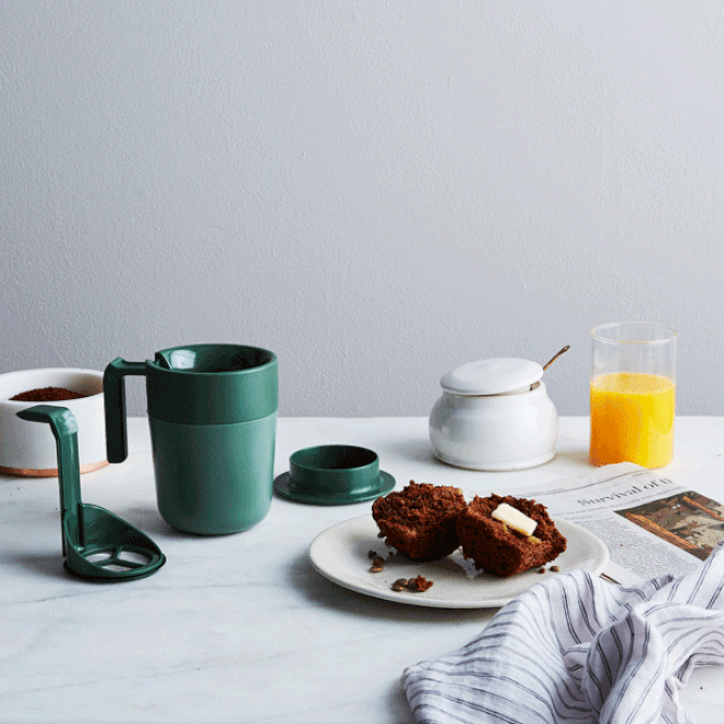 Get the pair from Food52 for $42 (available in green, navy, and brown).