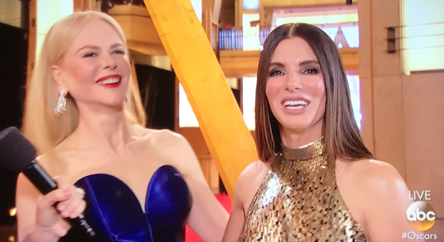 Nicole Kidman crashed Sandra Bullock's red carpet interview.