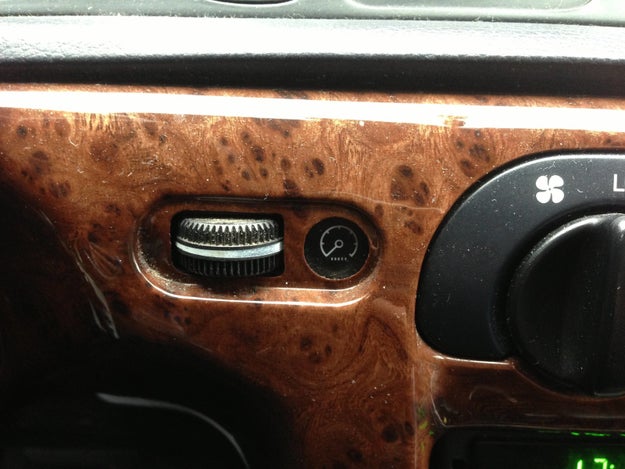 This dimmer wheel that looks like an Oreo.