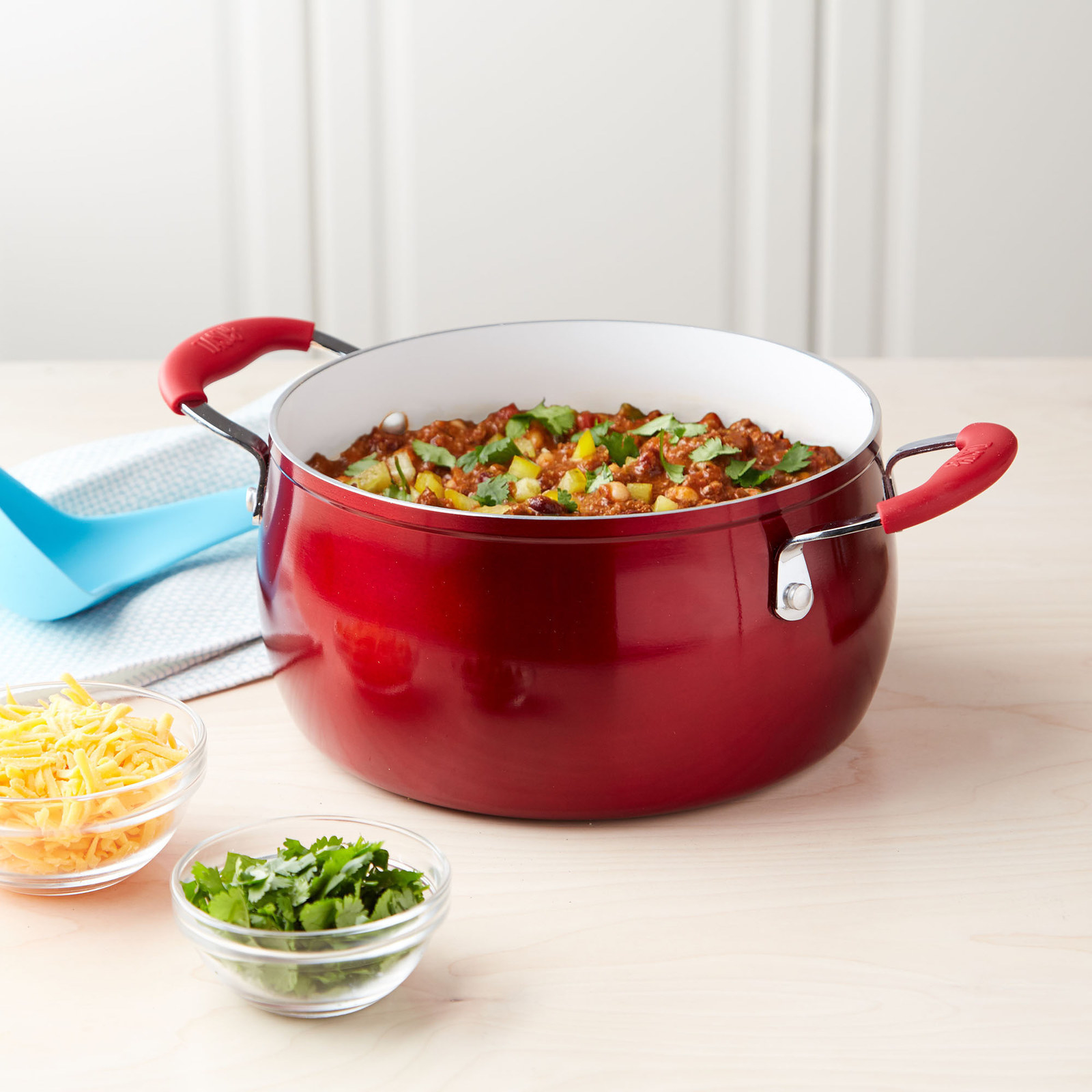 This New Cookware Line Has Everything We Love About Two Viral Pans for a  Fraction of the Price