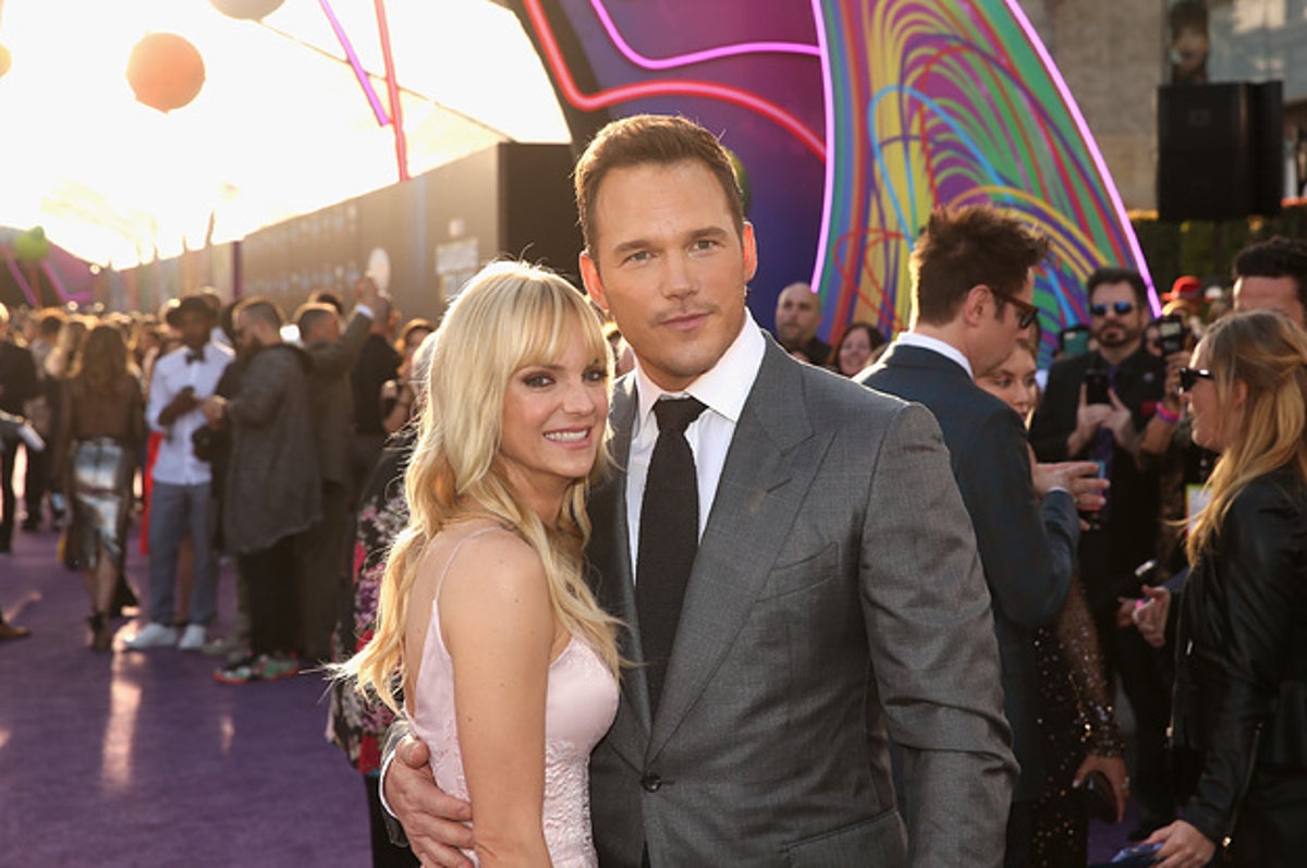 Anna Faris' Current Relationship With Chris Pratt Sounds Ridiculously  Healthy TBH