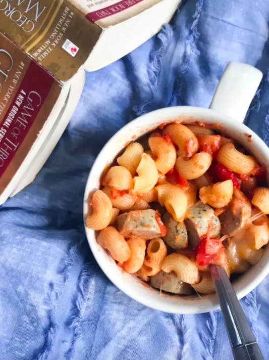 13 Delicious Dorm-Room Meals You Can Make With Just a Microwave and  Mini-Fridge