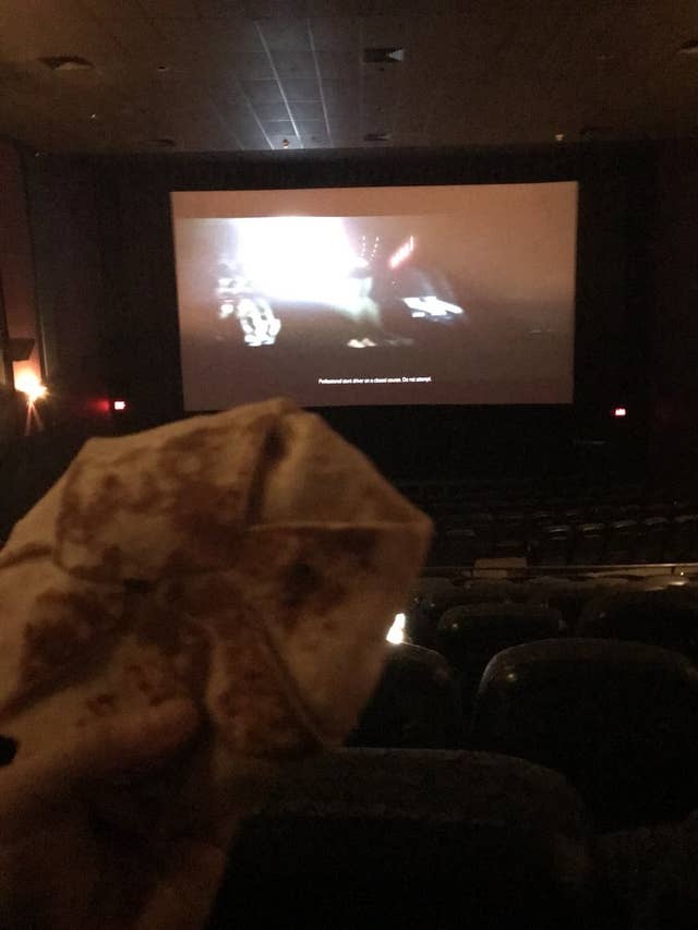 21 People Who Snuck Truly Insane Things In Movie Theaters