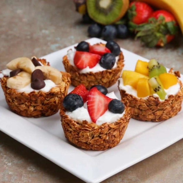 Yogurt granola cups because fresh, homemade granola parfaits are sooo much tastier than whatever else you've been eating for breakfast.