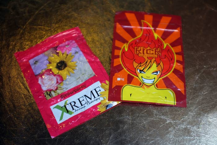 CDC - Outbreak alert: Don't use or consume synthetic cannabinoids (also  known as synthetic marijuana, fake weed, Spice, and K2). Over 200 cases of  severe, unexplained bleeding, including 5 deaths, have been