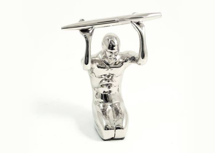 Imagine you are given a document to sign your name with and then someone bows down for you offering your ‘sword’ for the purpose. And when you are done honoring it with your name, the ‘sword’ is taken back and held ready for the next. That is how special you will feel with this atlas pen holder at your desk.