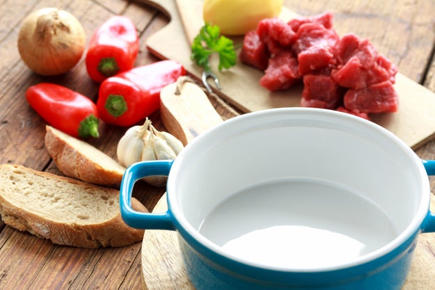 Meet ceramic cookware – it's non-stick, PTFE- and PFOA-free, environmentally friendly, heat-resistant, and arguably the best all-around cookware option out there.