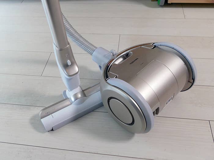 この使い勝手はかなり新しい 東芝のキャニスターコードレス掃除機がオススメ