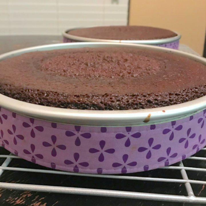 28 Easyish Ways To Actually Make Your Cakes Look Professional