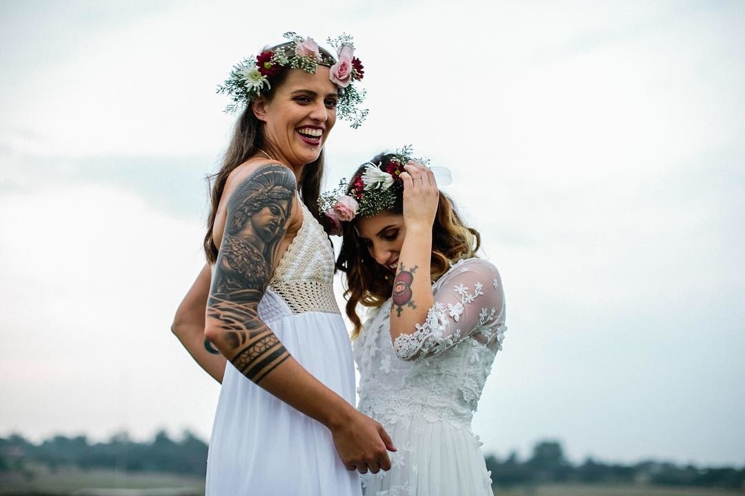 Tattooed Brides  Should You Show Off Your Tattoos On Your Wedding Day   Magpie Wedding
