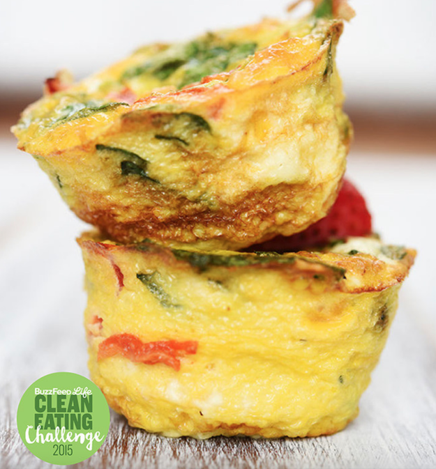 Roasted Pepper, Cheddar Cheese, and Spinach Egg Muffins