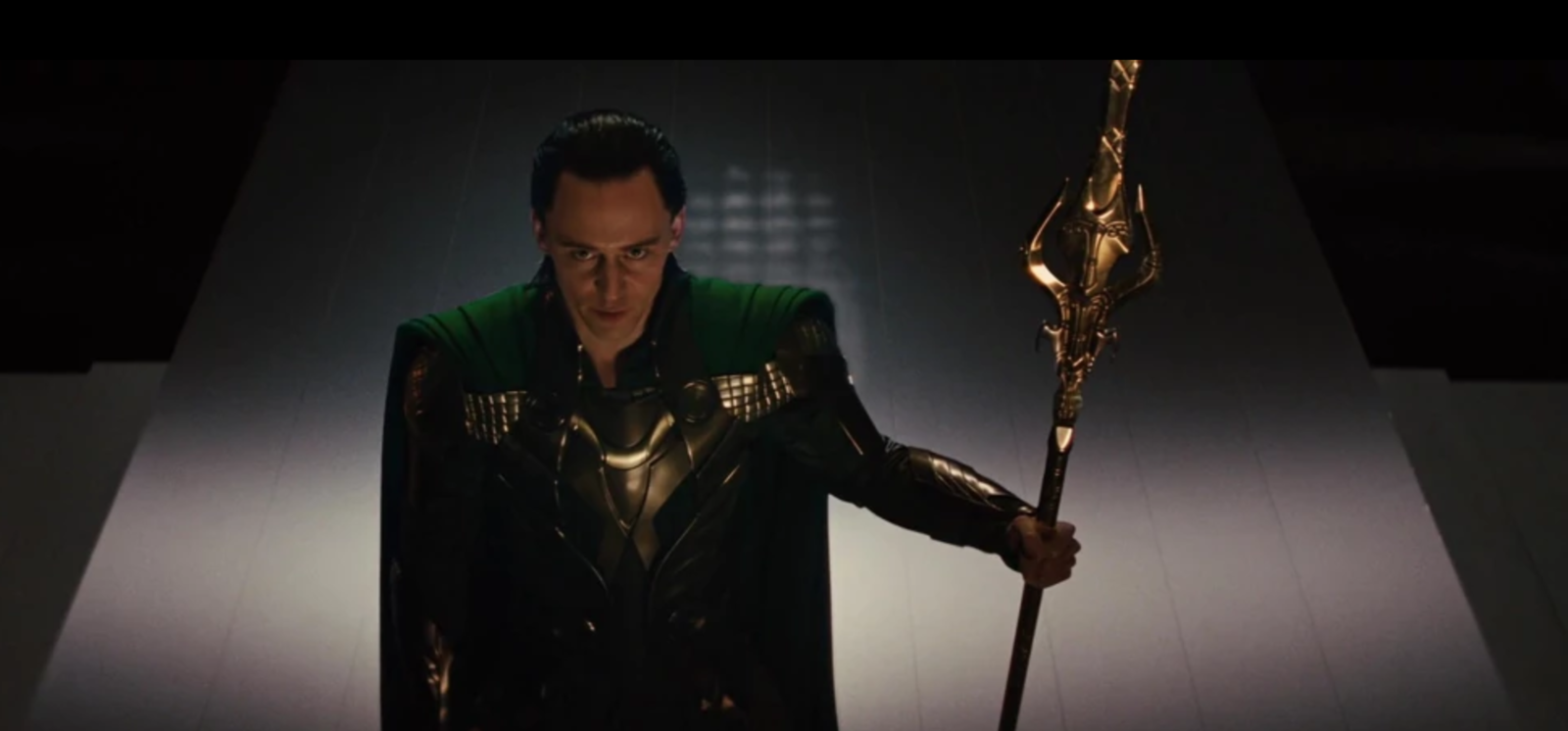 Loki yara. Тор 2011 Локи. Локи Лафейсон 2011. Локи Лафейсон тор 1. Тор фильм 2011 Локи.