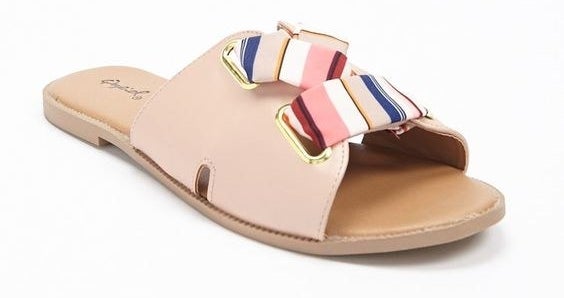 Promising review: "These are cute and COMFORTABLE. I suffer from arthritis in my ankles and these let me walk in peace. These have maximum comfort." —Maria Z.Get them from Forever 21 for $18 (available in sizes 5.5-10 and in two colors).