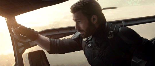 anigif_sub-buzz-13621-1525139356-19.gif?downsize=715:*&output-format=auto&output-quality=auto