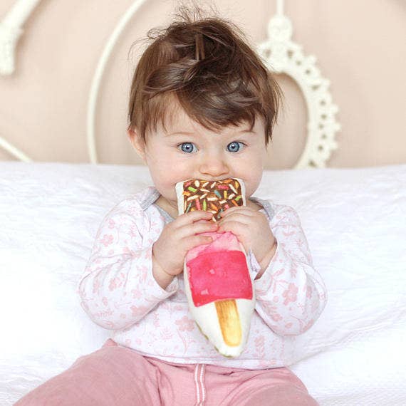 21 Adorable Gender Neutral Baby Gifts 21 Adorable Gender Neutral Baby Gifts