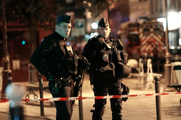 Man Kills 1, Injures At Least Four In Paris Knife Attack Before Being ...