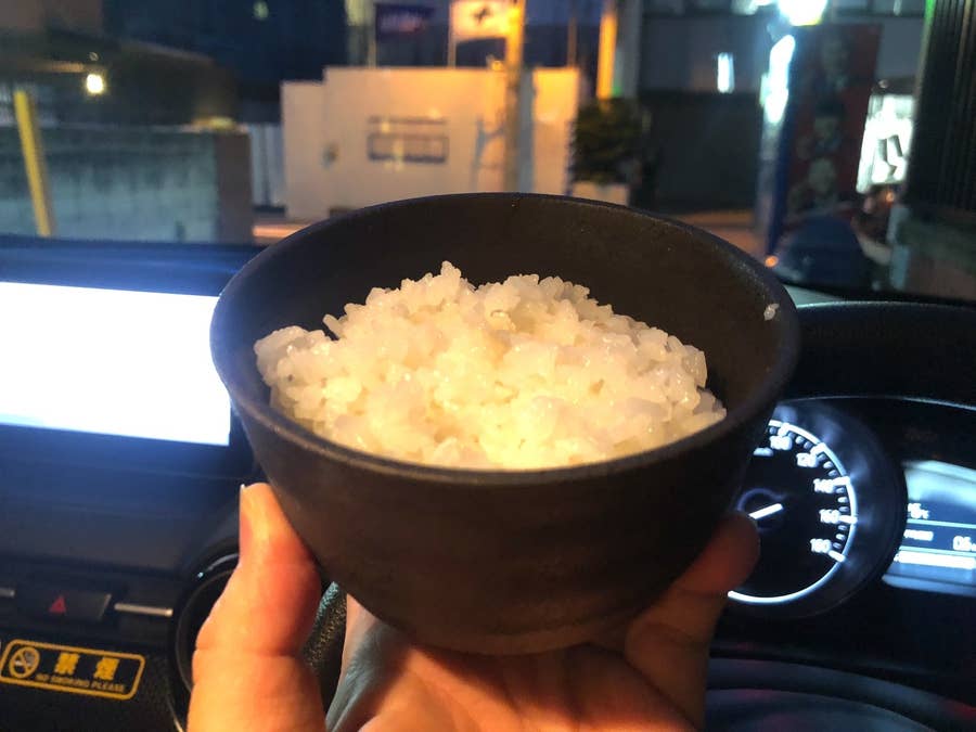 米も炊けるぞｗｗｗ 車の中がむちゃくちゃ快適になる究極グッズ