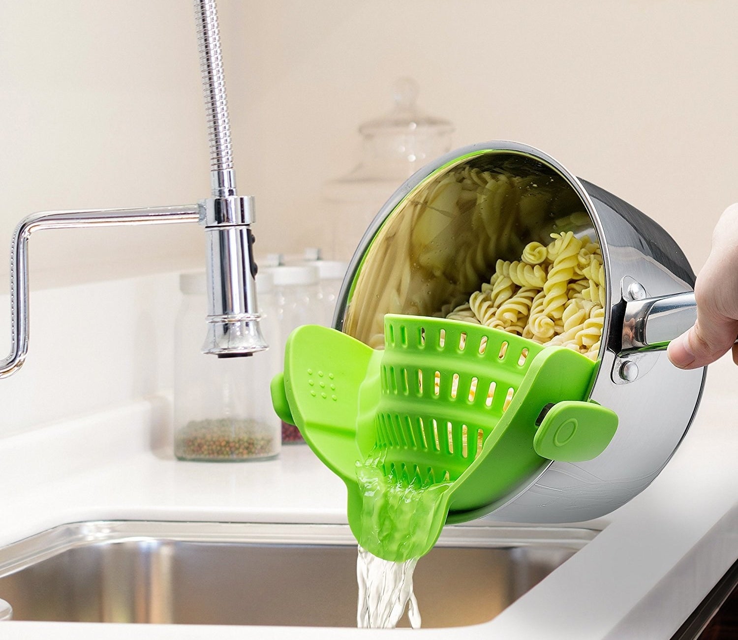 Green Kitchen Gadgets Are Trending, and Here Are 9 of Our