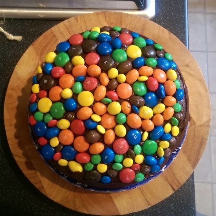 17 Petty-Ass Cakes That Quite Truly Held Nothing Back