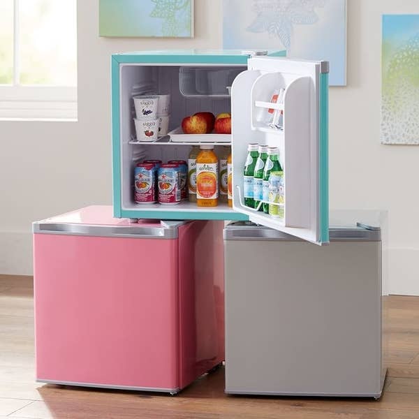 Cubicle Decor Ideas That Are Totally Genius