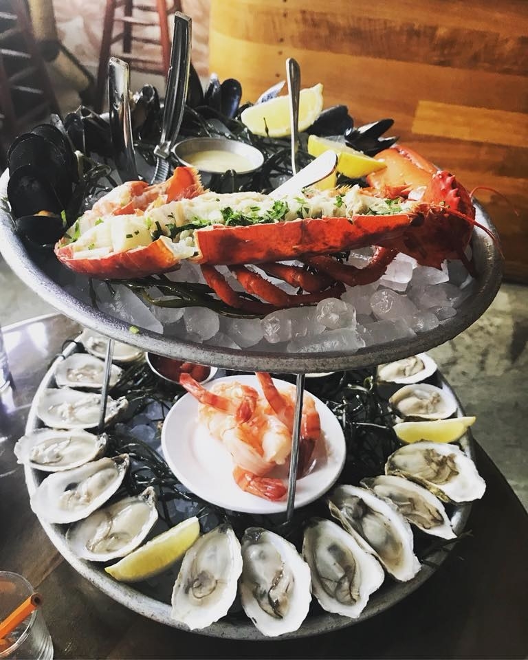 A seafood lover's dream, the La Rrose Plateau features a chef's selection of 18 raw oysters, ranging from Wellfleet from Massachusetts to Chelsea Gem from Washington, as well as shrimp cocktail, half chilled lobster, and mussels.