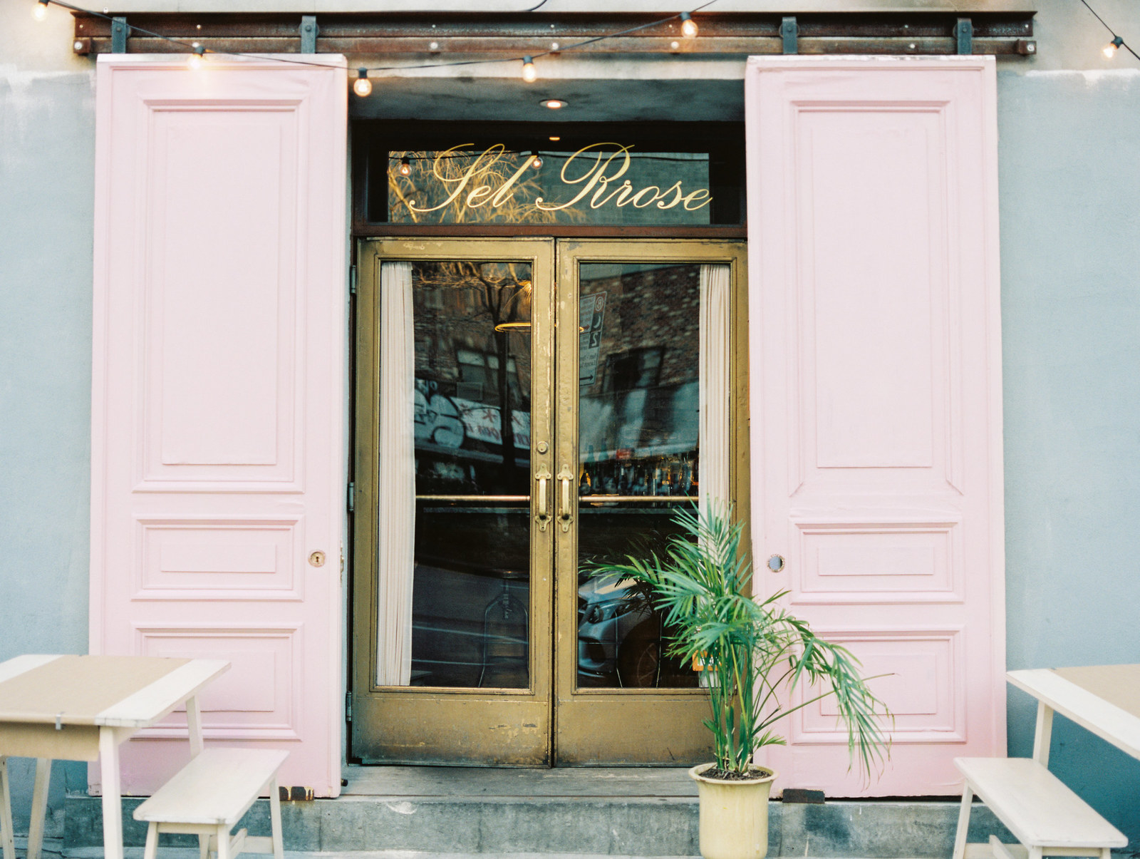 Located in the heart of Lower East Side, Sel Rrose serves creative cocktail with oysters, seafood, and French-inspired plates. The restaurant is named after Rrose Sélavey, the female alter ego of Marcel Duchamp. The menu features seasonal variety of fresh oysters, full raw bar, and a selection small and large plates along with French-focused cocktails.