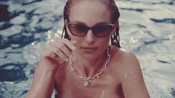 360px x 202px - We Want To Hear Your Most Burning Fan Questions For Natalie Portman