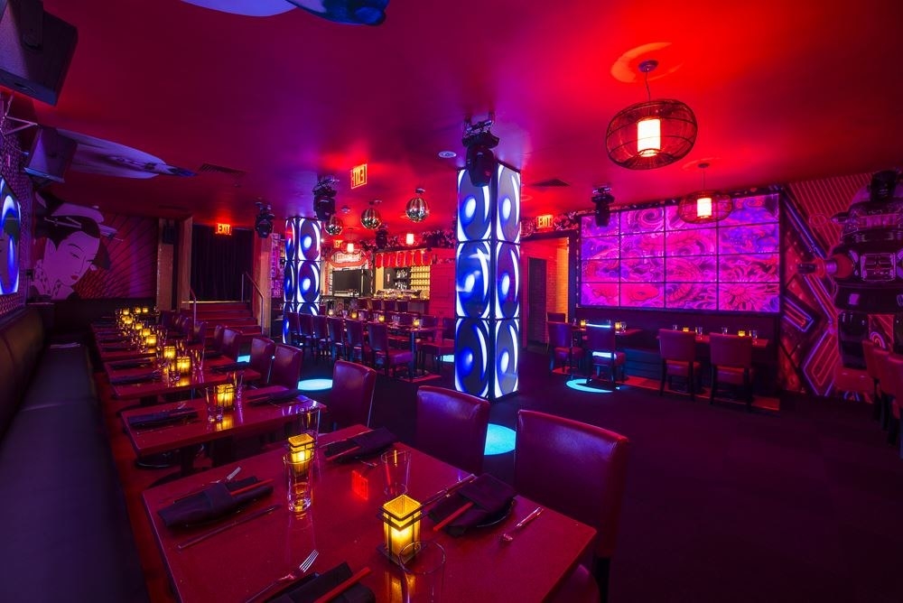 Located next to The Tuscany Hotel near Grand Central in New York City, Sushi Roxx is one-of-a-kind, high energy restaurant. Guests can bask in the funky atmosphere with state of the art AV and lighting system as they embark on a culinary journey through its unique cocktails, delicious food, and - of course - the dazzling show.
