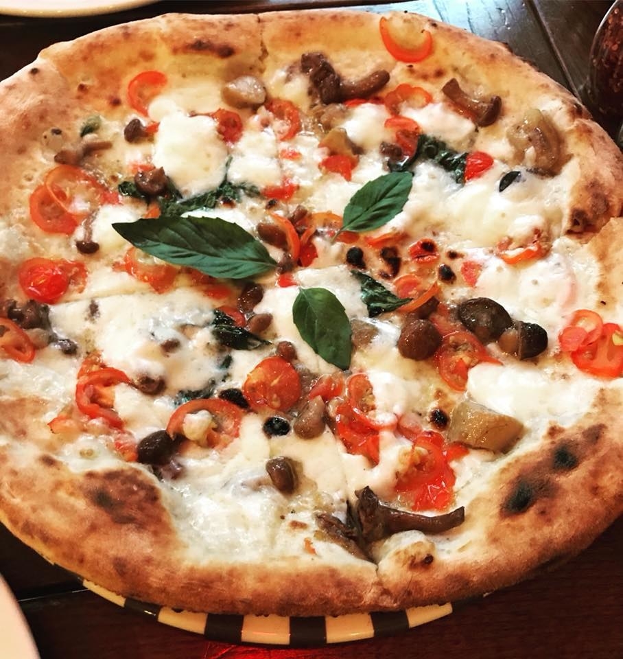 Its selection of delicious pizzas is the absolute standout at Sorbillo. The pizza dough, made with organic flour and kneaded by hand, is rich in fiber, bran, mineral, salts, and vitamins. The dough is fermented using natural yeast, which makes it fluffy, light, and easily digestible. All pizzas are baked in an wood-fire ovens to create perfectly crusty exterior and fluffy, chewy interior. The toppings range from San Marzano tomatoes to Italian organic extra virgin olive oil to to mozzarella bufala, just to name a few.
