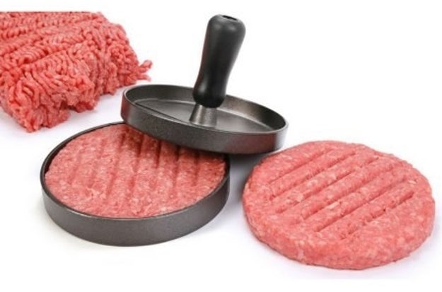 A non-stick press to make perfectly formed burgers in no time.