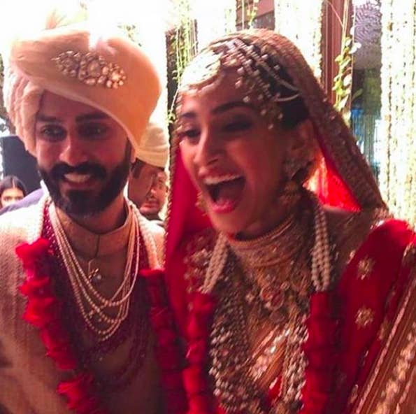 Literally Seconds Into Sonam Kapoor Getting Married Aunties Already Started Taunting Her Full details on the desi aunties telegram channel where interesting information is published. literally seconds into sonam kapoor