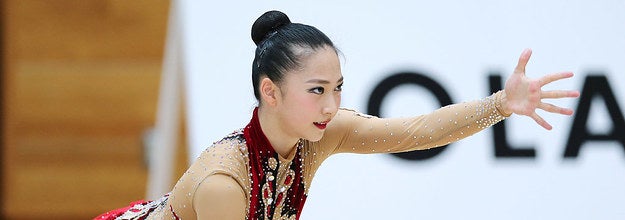 えっ ここまで開けるの 元フェアリージャパン 畠山愛理が披露した 開脚