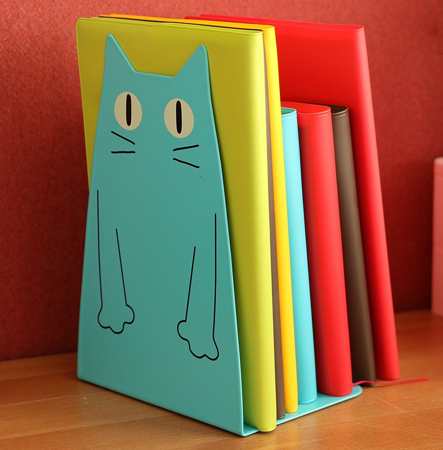 blue cat metal bookend 