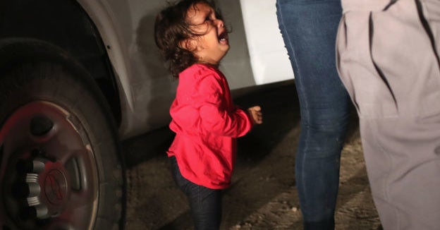 People Are Horrified By This Photo Of A 2-Year-Old Asylum-Seeker Being ...