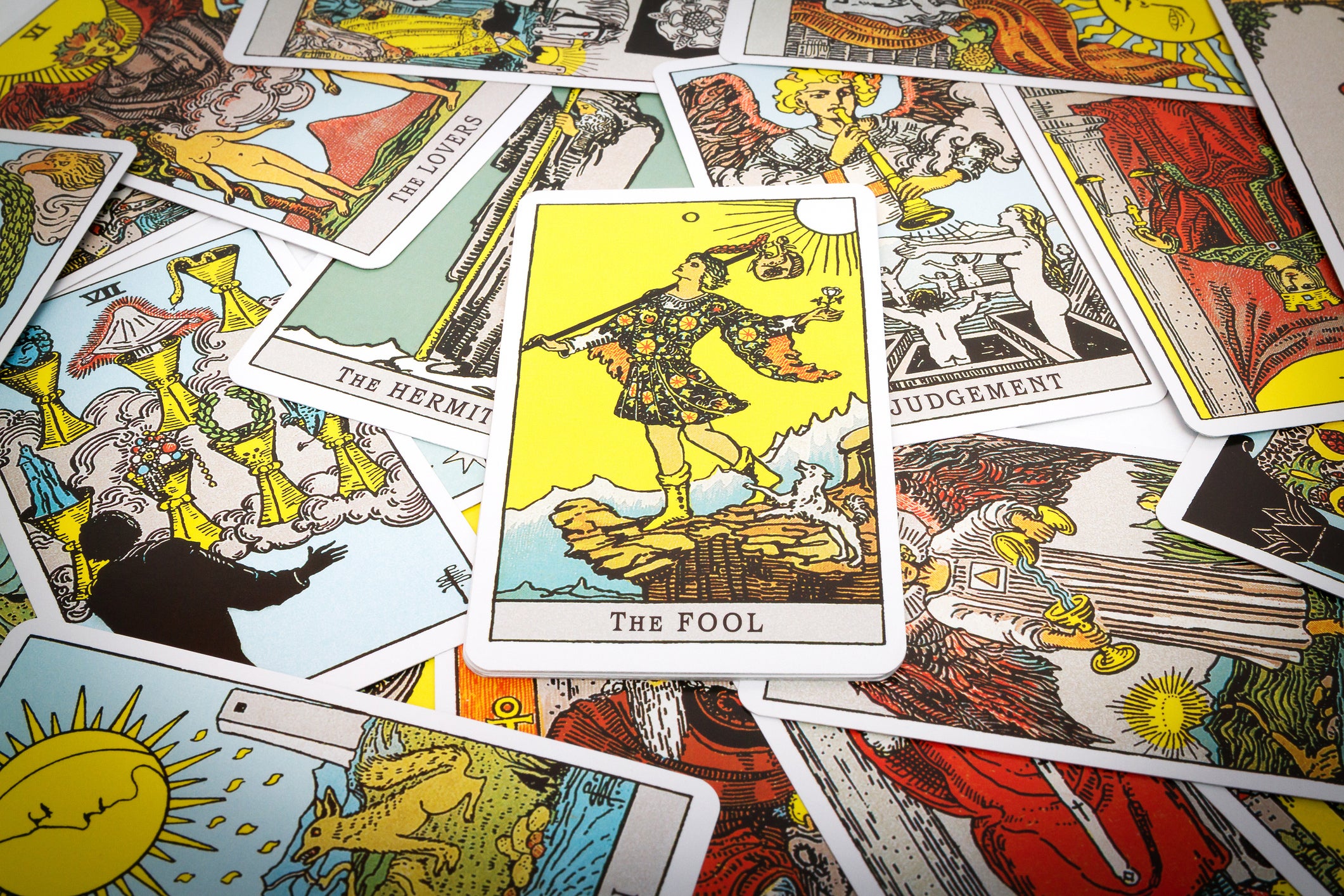 If You Answer These Zodiac Questions We'll Reveal Which Tarot Card Matches  Your Personality