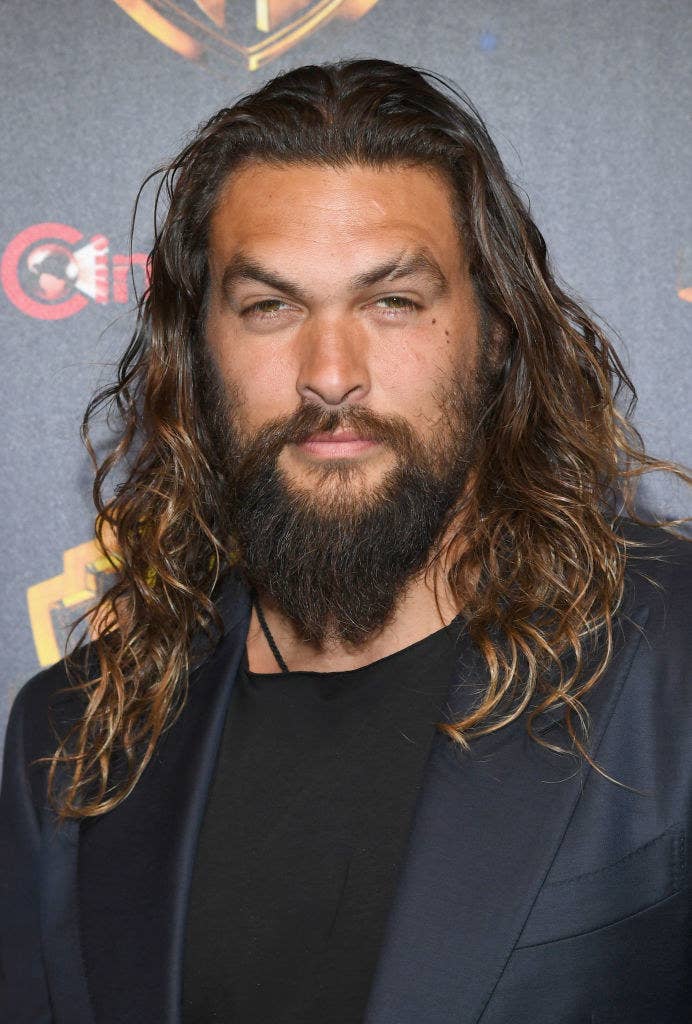 This Couple Took The Perfect Picture With Jason Momoa And Its Hilarious AF