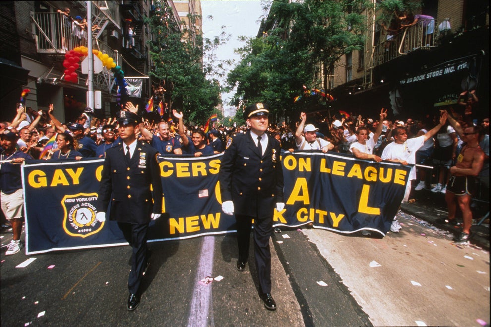 this-is-what-pride-parades-looked-like-in-the-90s