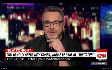 Tom Arnold Porn - Tom Arnold Went On TV To Hype Up Getting Dirt On Trump And ...