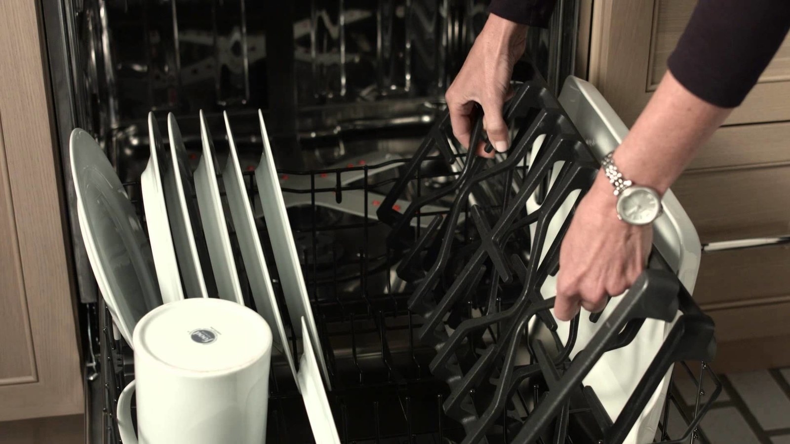 16 Ways To Use Your Dishwasher To Clean Almost Everything You Own