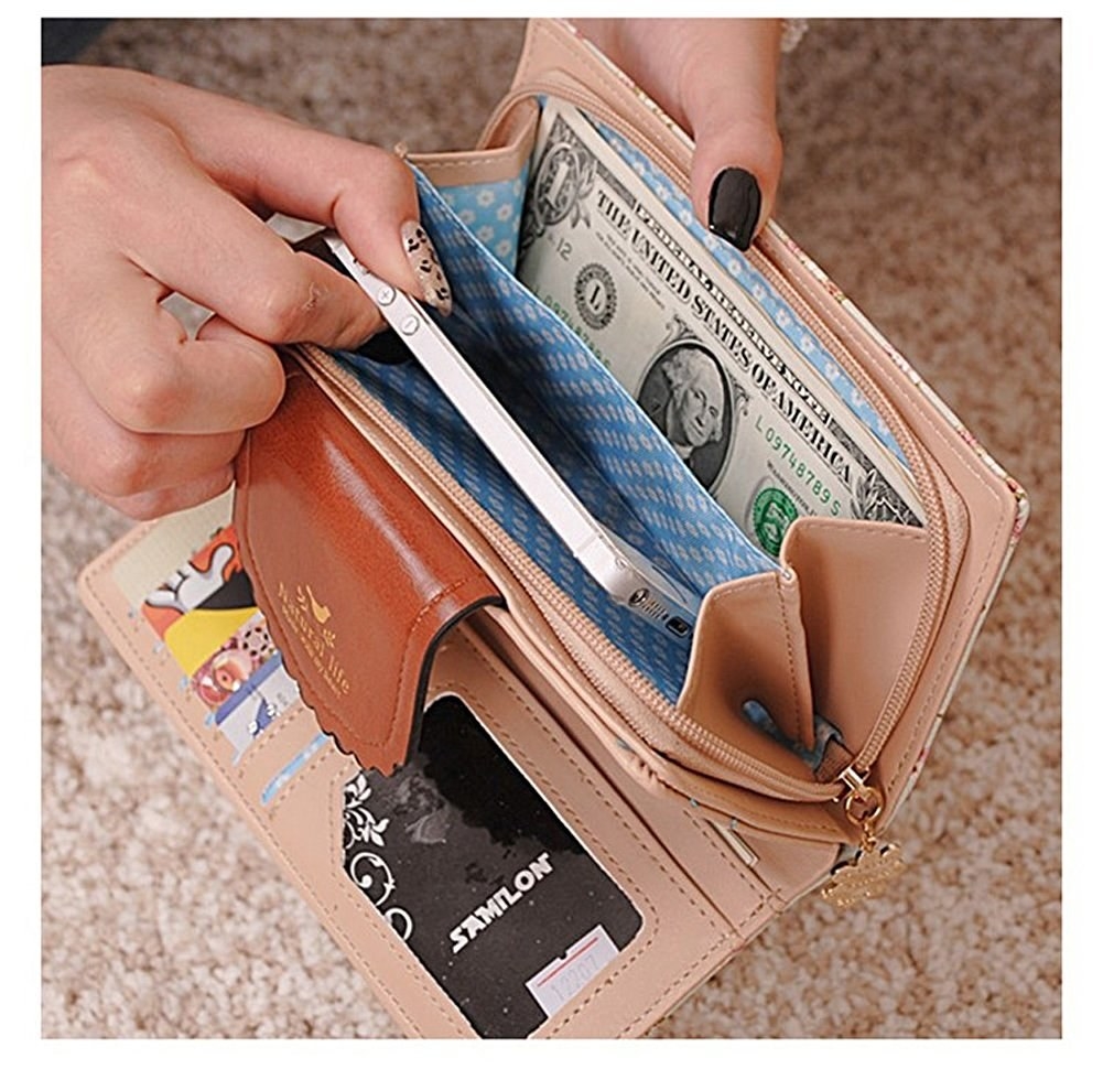 23 Of The Best Wallets You Can Get On Amazon