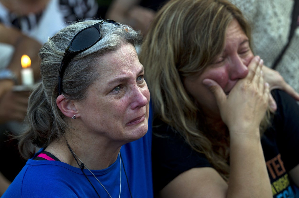 Annapolis Residents Mourn The Loss Of Capital Gazette Staff Killed In A ...