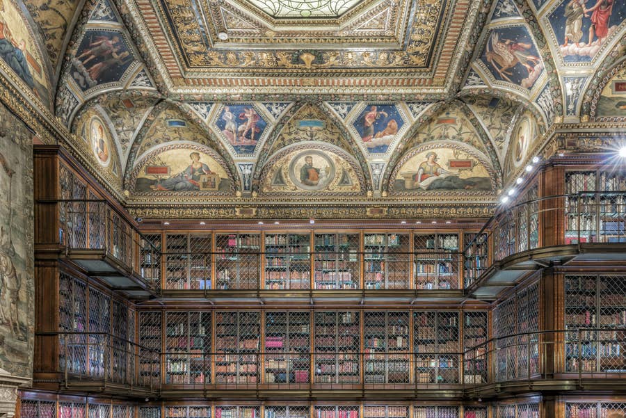 絶対に旅行先で図書館に行くなよ これが19の証拠写真だ