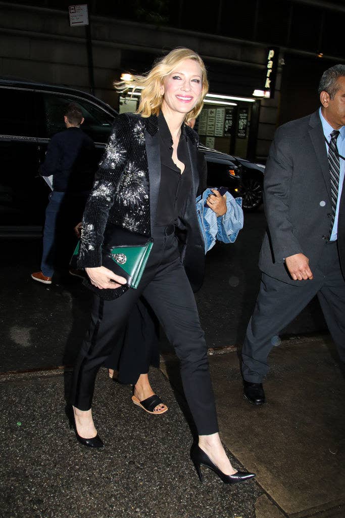 Cate Blanchett stuns in blue pantsuit as she promotes Oceans 8 in NY