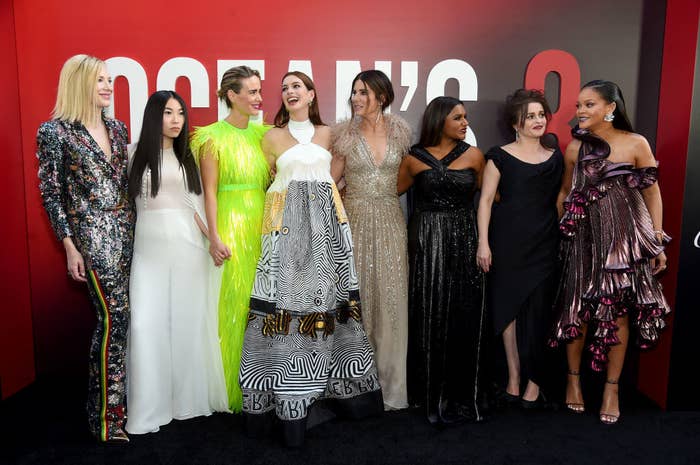 Anne Hathaway Told Ellen How Her Ocean S 8 Costars Supported Her After She Became A Mother