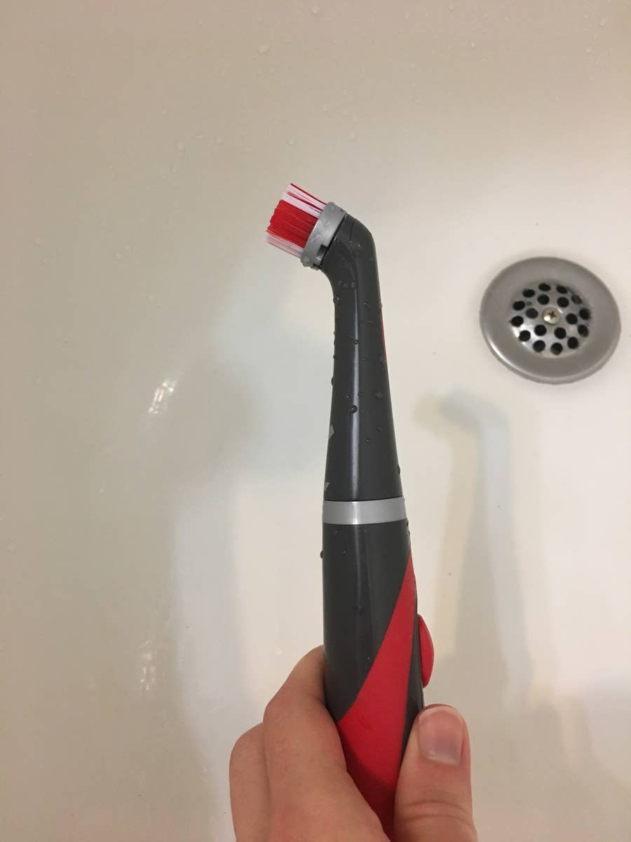 Rubbermaid Scrubbing Reveal Power Scrubber Brush