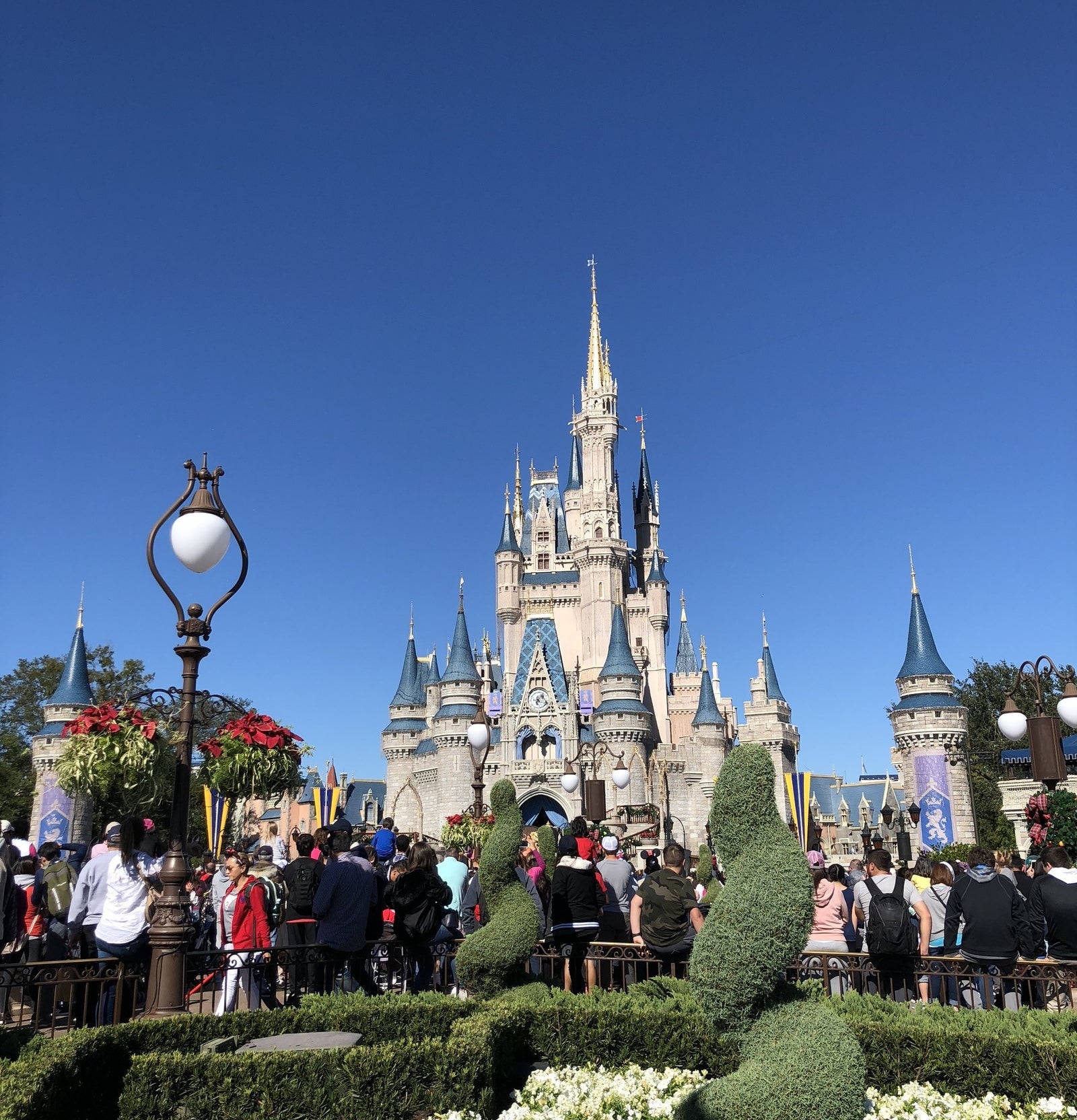 Here Are 23 Mistakes That Everyone Makes When They Go To Disney World