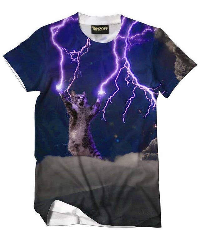 ネタtシャツ界の王 宇宙ネコtシャツ がプライムデーで安く買えるぞ